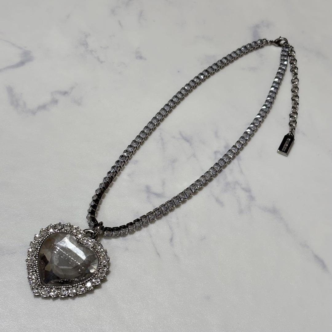 アクセサリー VETEMENTS CRYSTAL HEART NECKLACE CLEAR