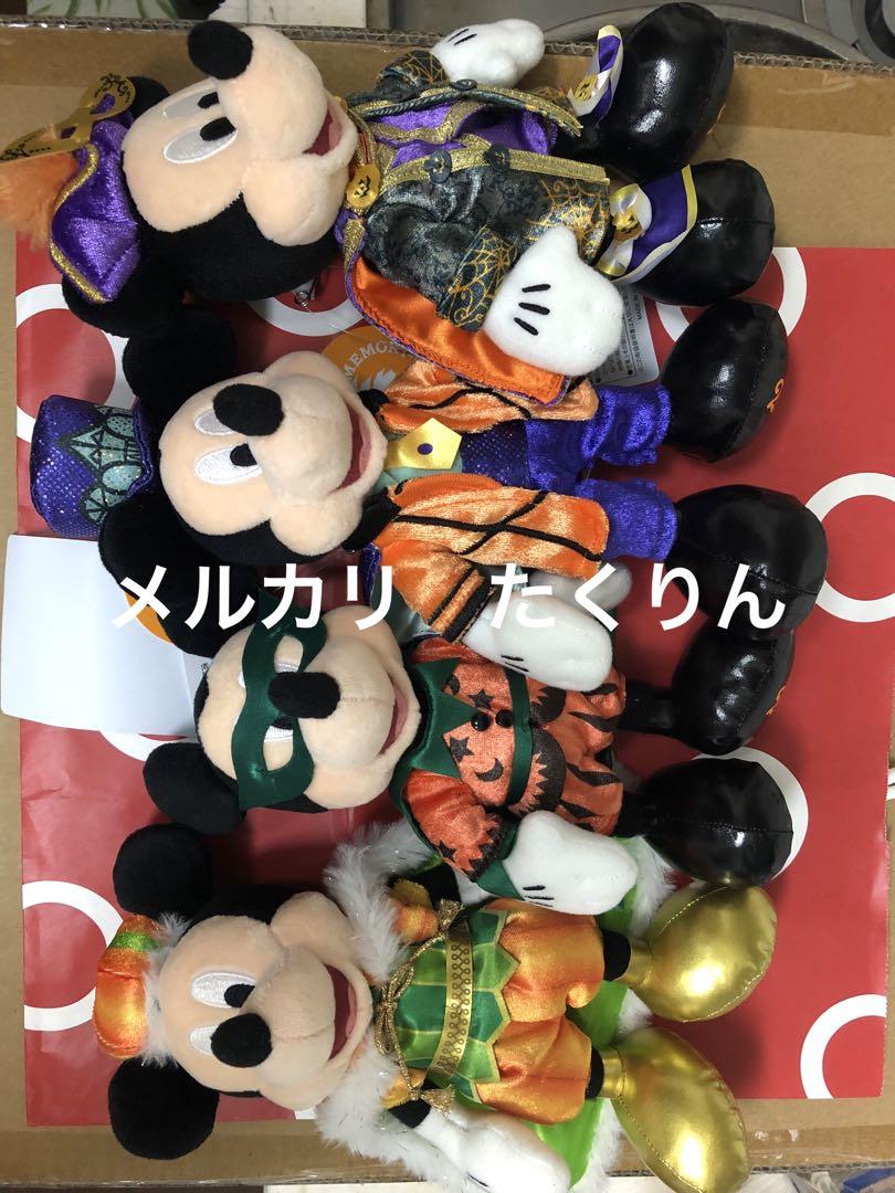 ディズニー商品40周年　ハロウィンミッキー ぬいぐるみバッジ　4点セット