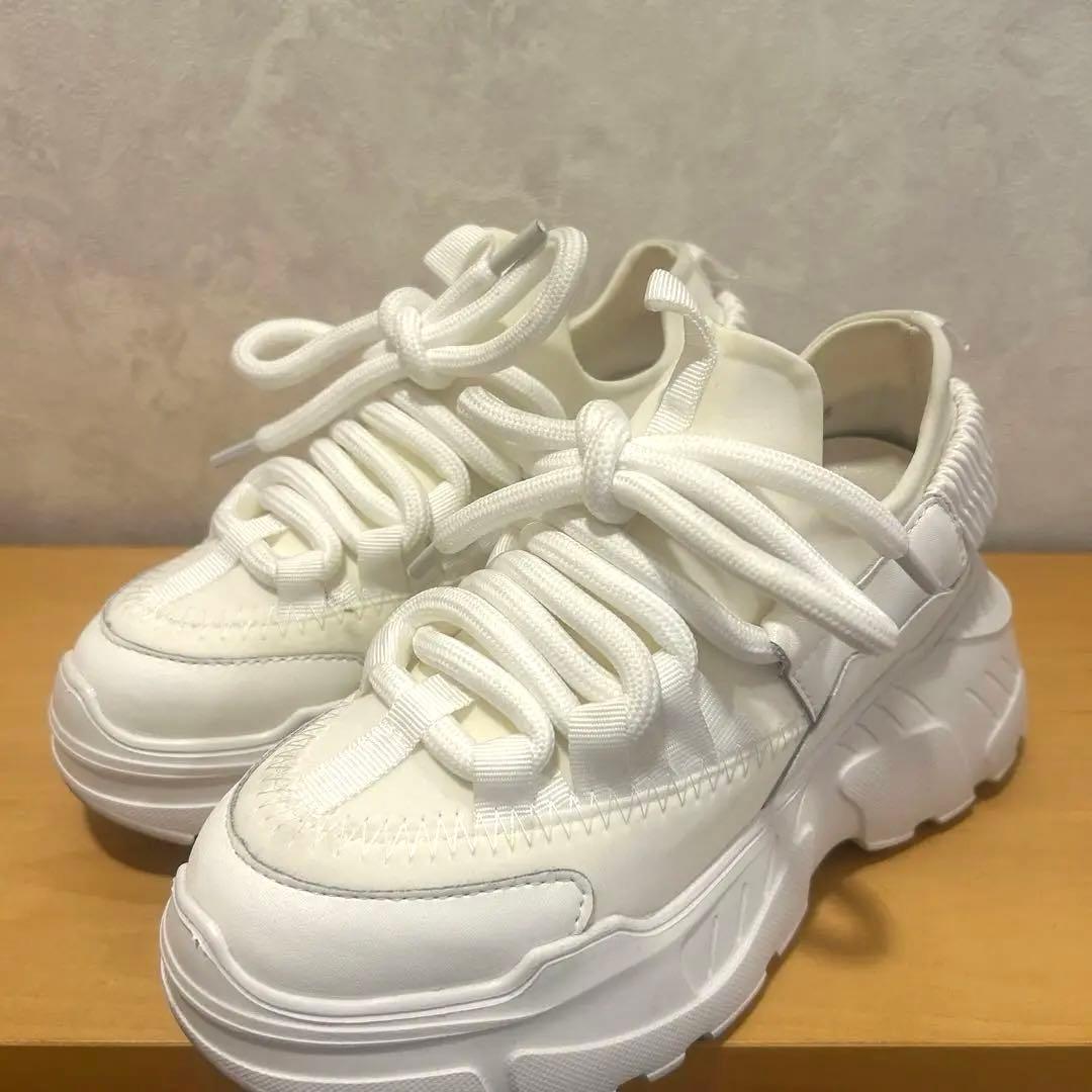 【美品】shaon ホワイト 厚底スニーカー