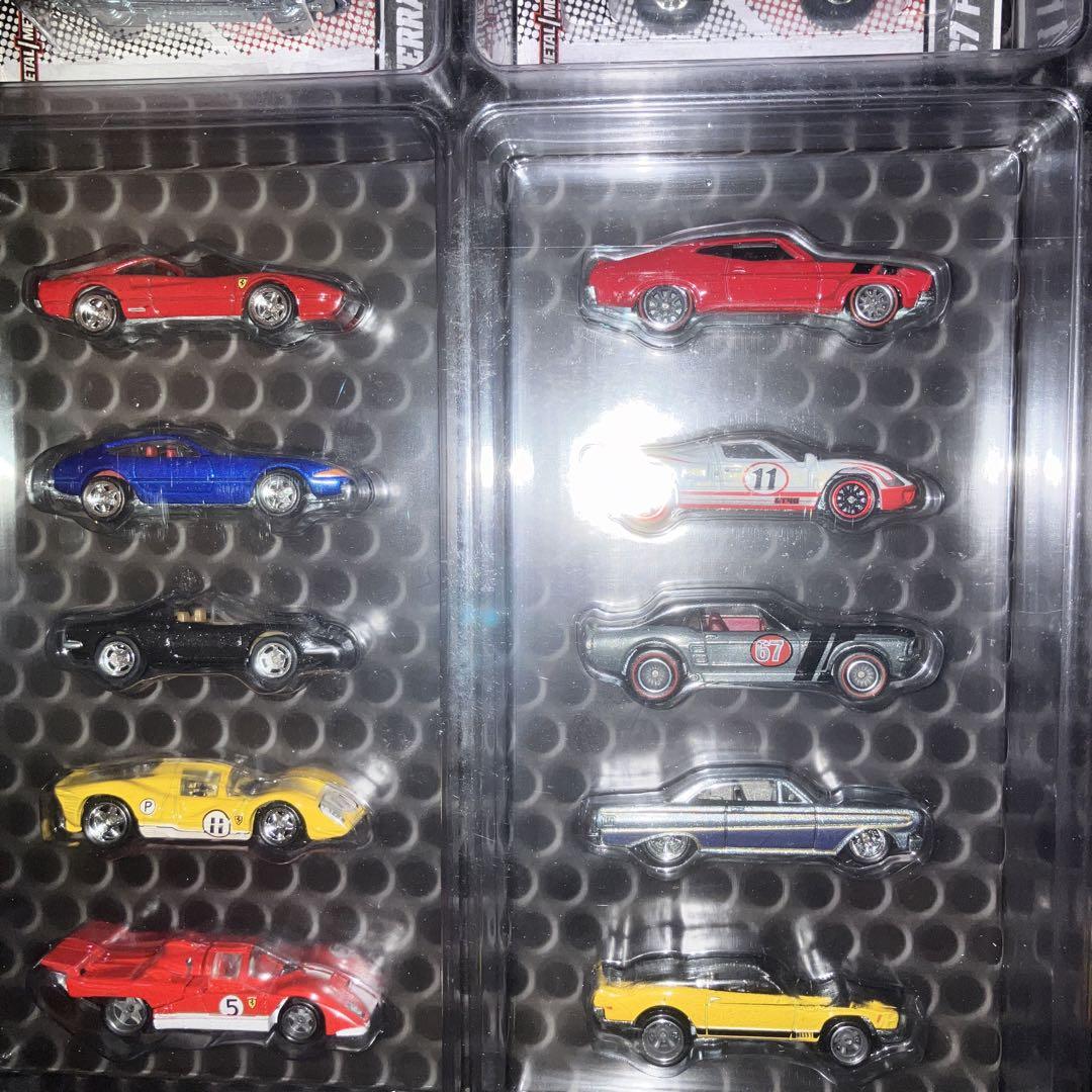 ミニカー HOT WHEELS 2011 REAL RIDERS GARAGE 30SET