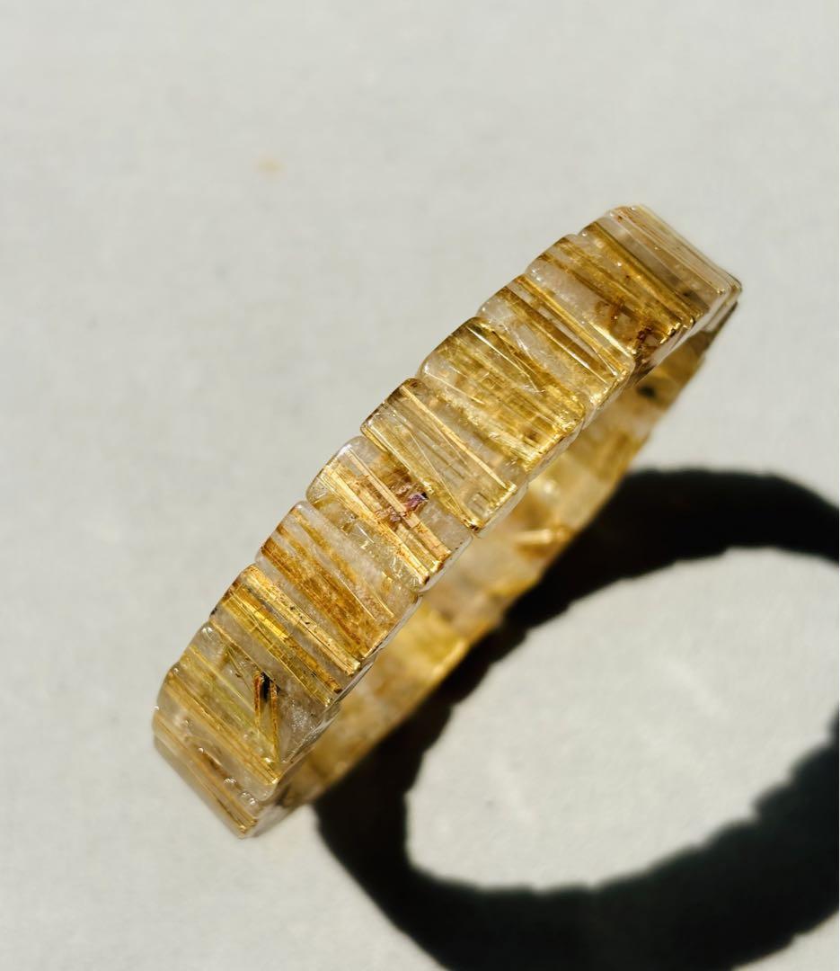 良質　針多めルチルクォーツバングル　針水晶ブレスレット