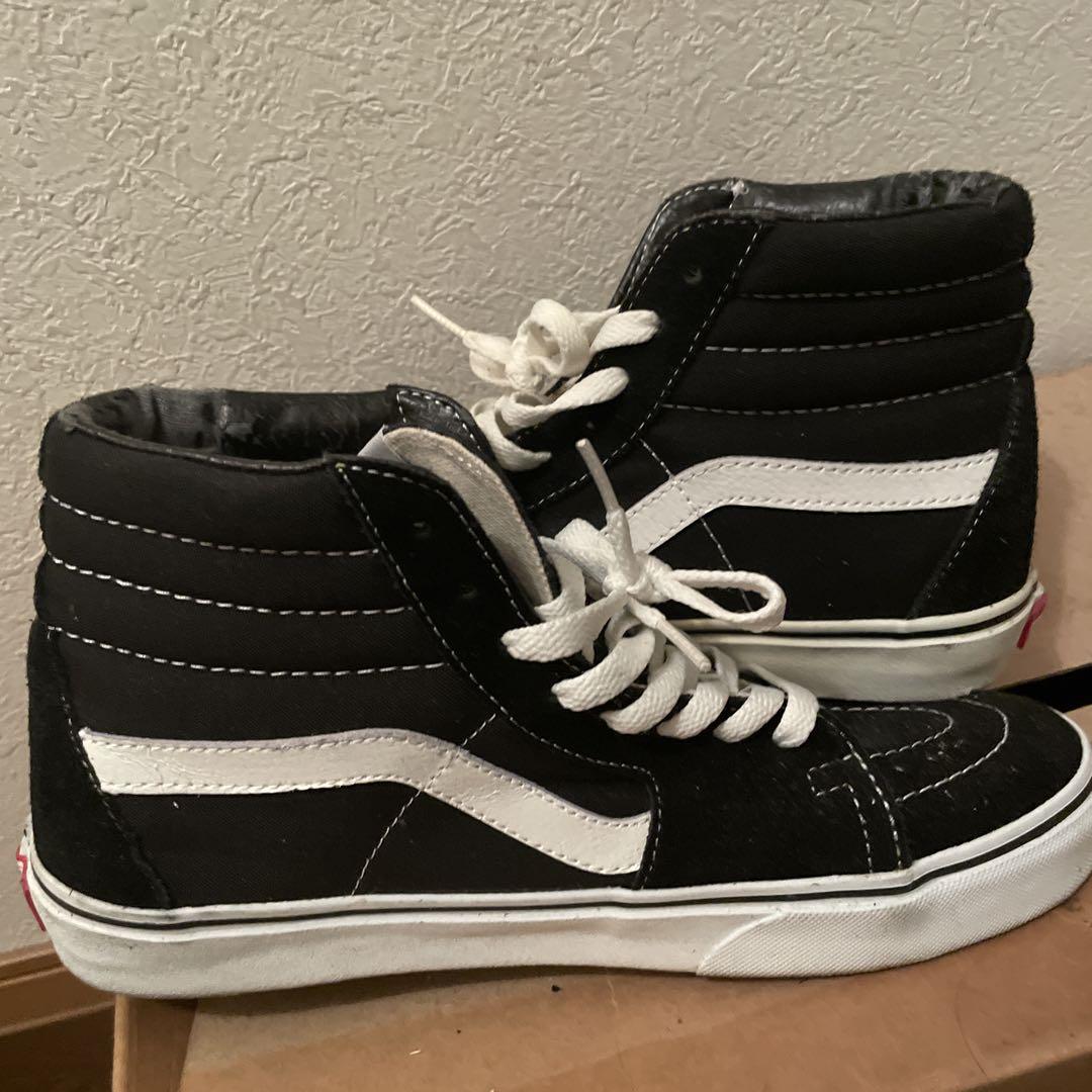 vansハイカット27.5 かかとの皮の部分が剥がれています。 値下げ