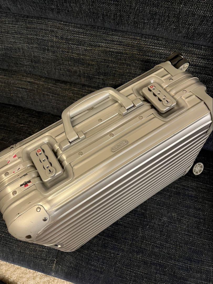 RIMOWA トパーズ 32L 4輪 シルバー キャリーケース アルミ