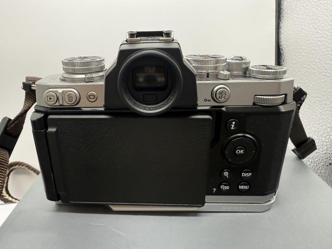 【シャッター数950】Nikon Z fc ミラーレスカメラ セット　おまけ付き
