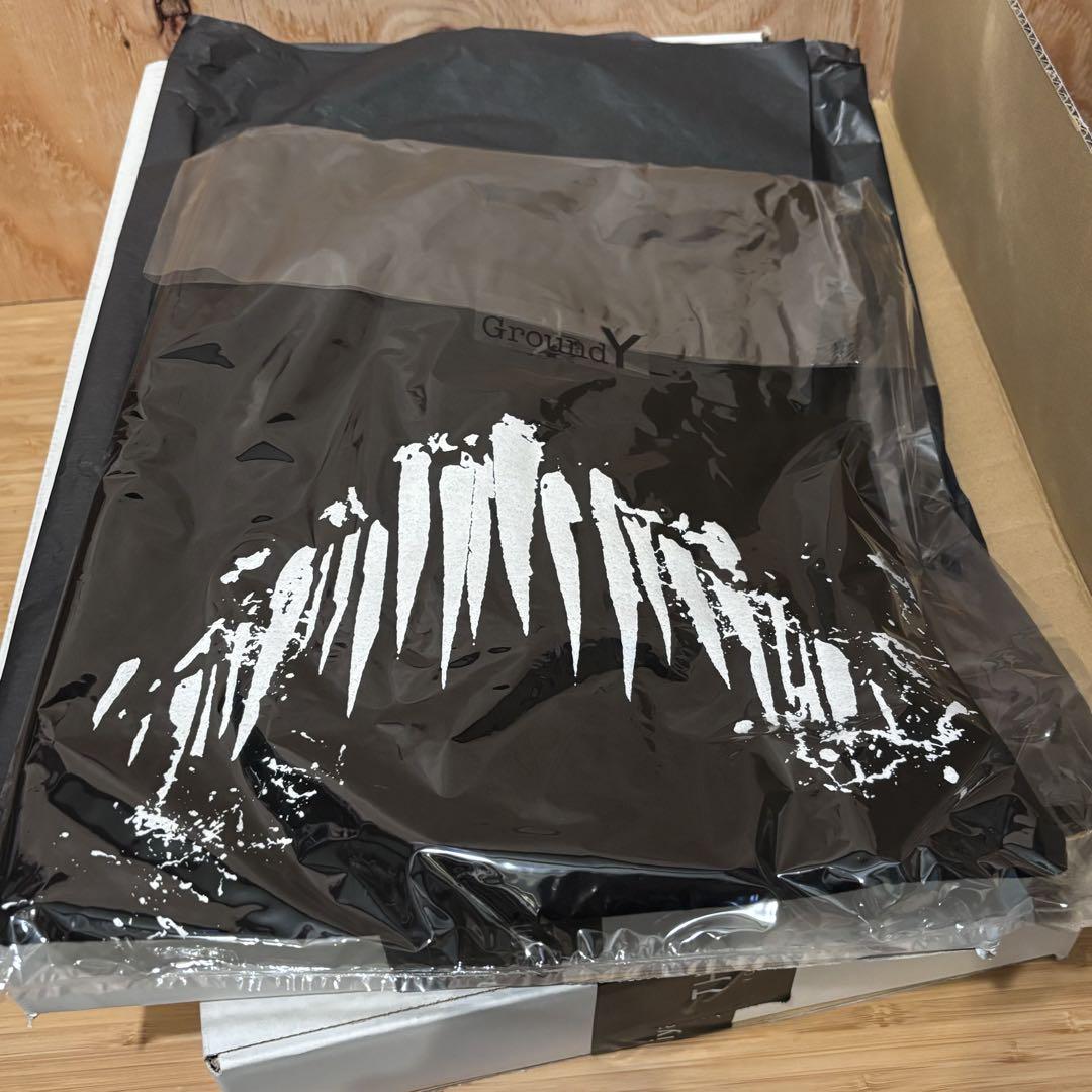 チェンソーマン ヨウジヤマモト コラボ tシャツ