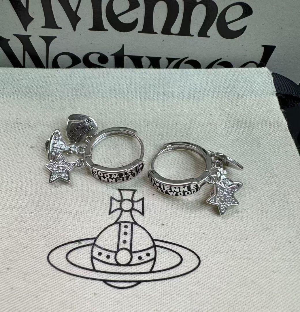 Vivienne Westwood ヴィヴィアンウエストウッド　ピアス