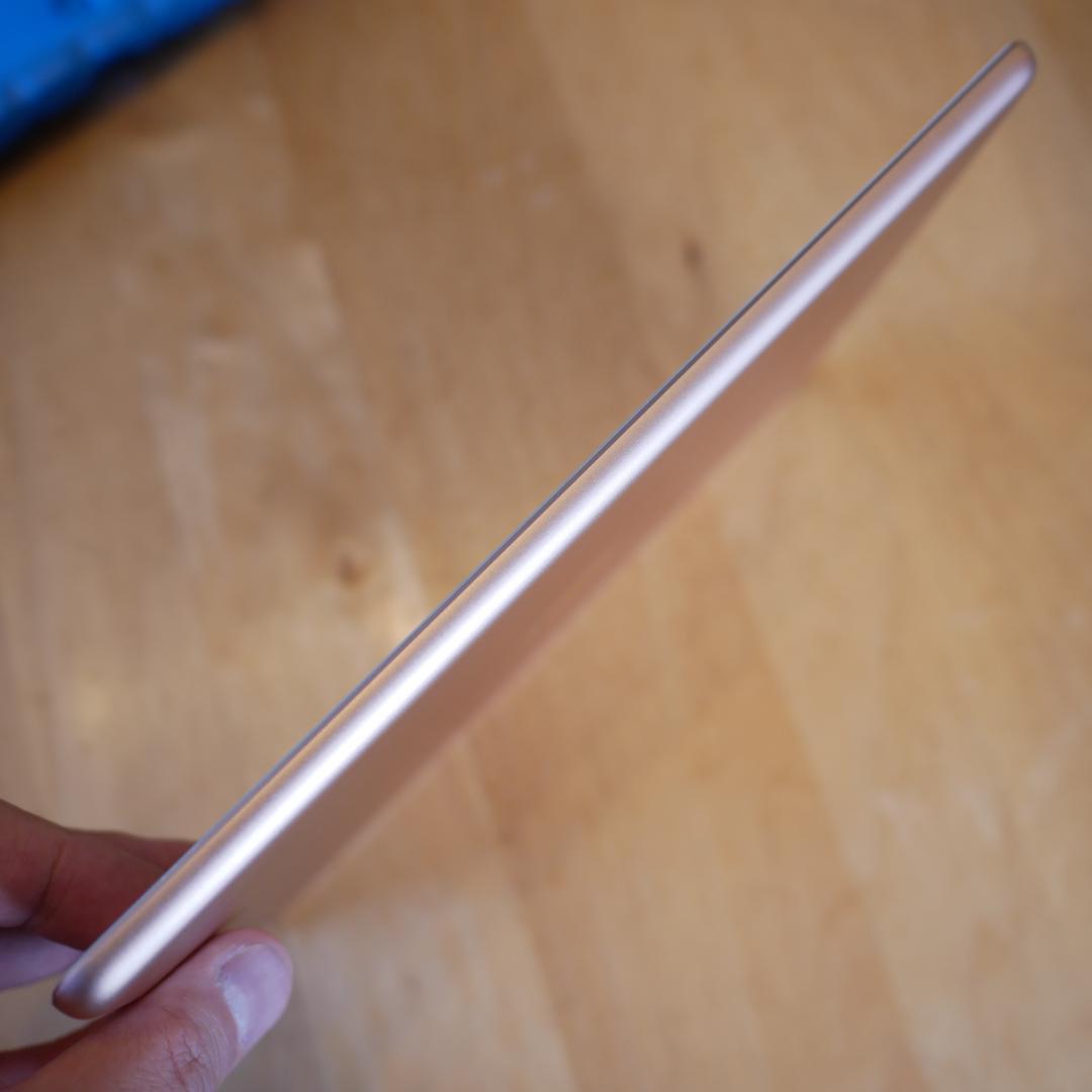 Apple iPad 第6世代 128GB wifiモデル ゴールド本体