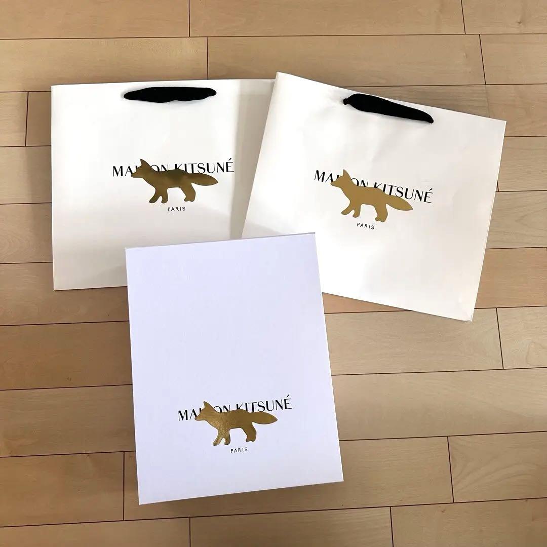 MAISON KITSUNÉ ショッパーとギフトボックスセット