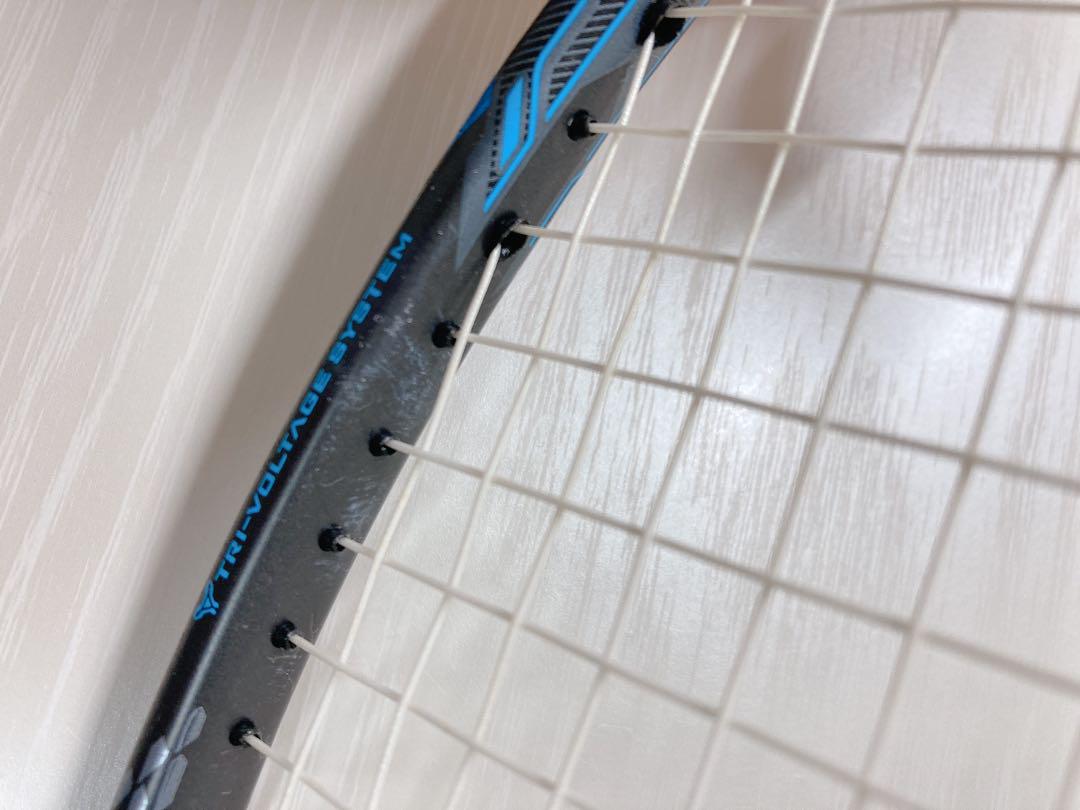 中古品　YONEX ボルトリック　Z-FORCEⅡ バドミントンラケット