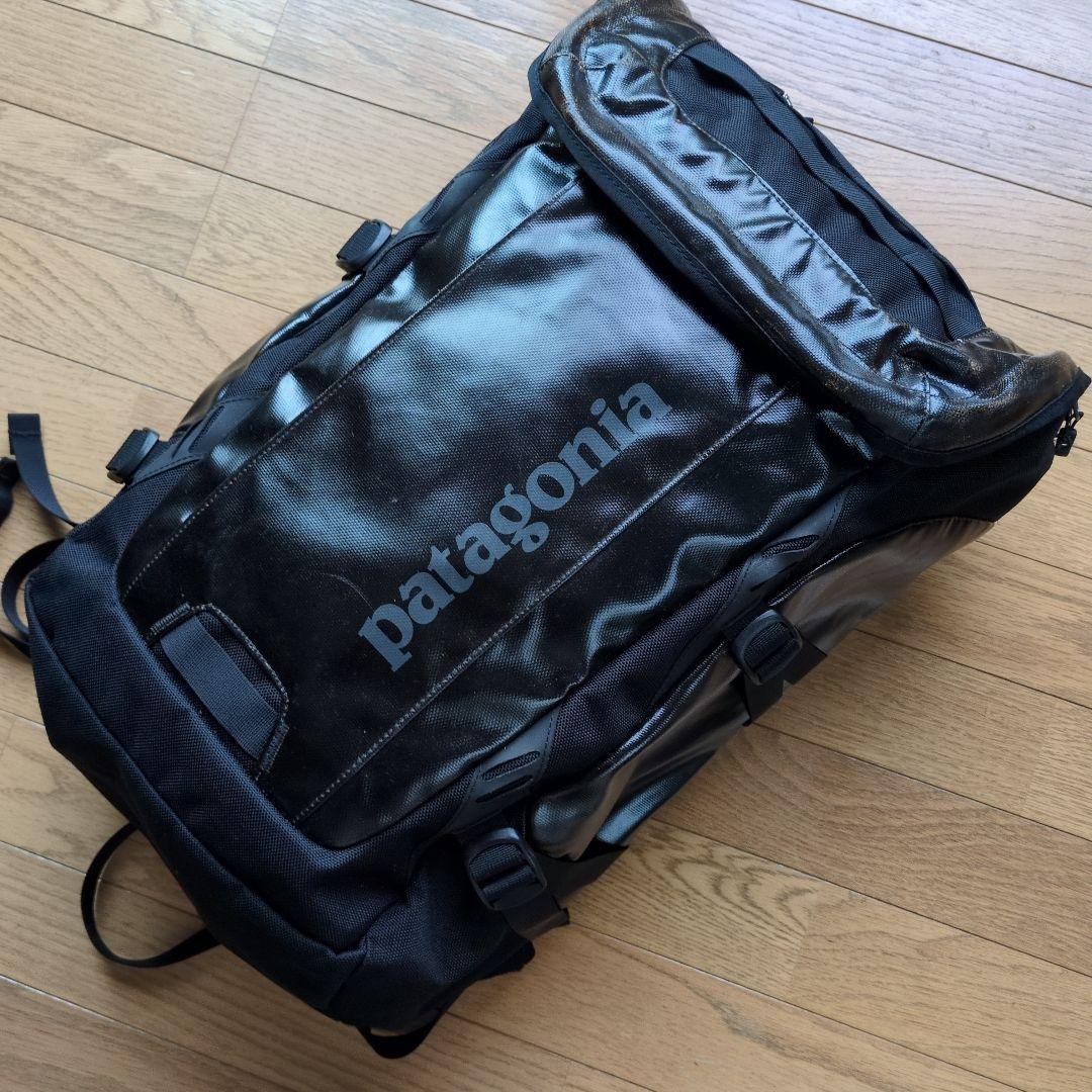 patagonia 防水バックパック 黒