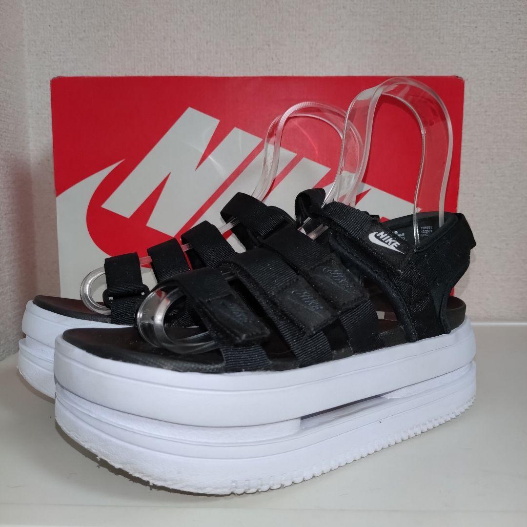 ナイキ　NIKE　サンダル　厚底
