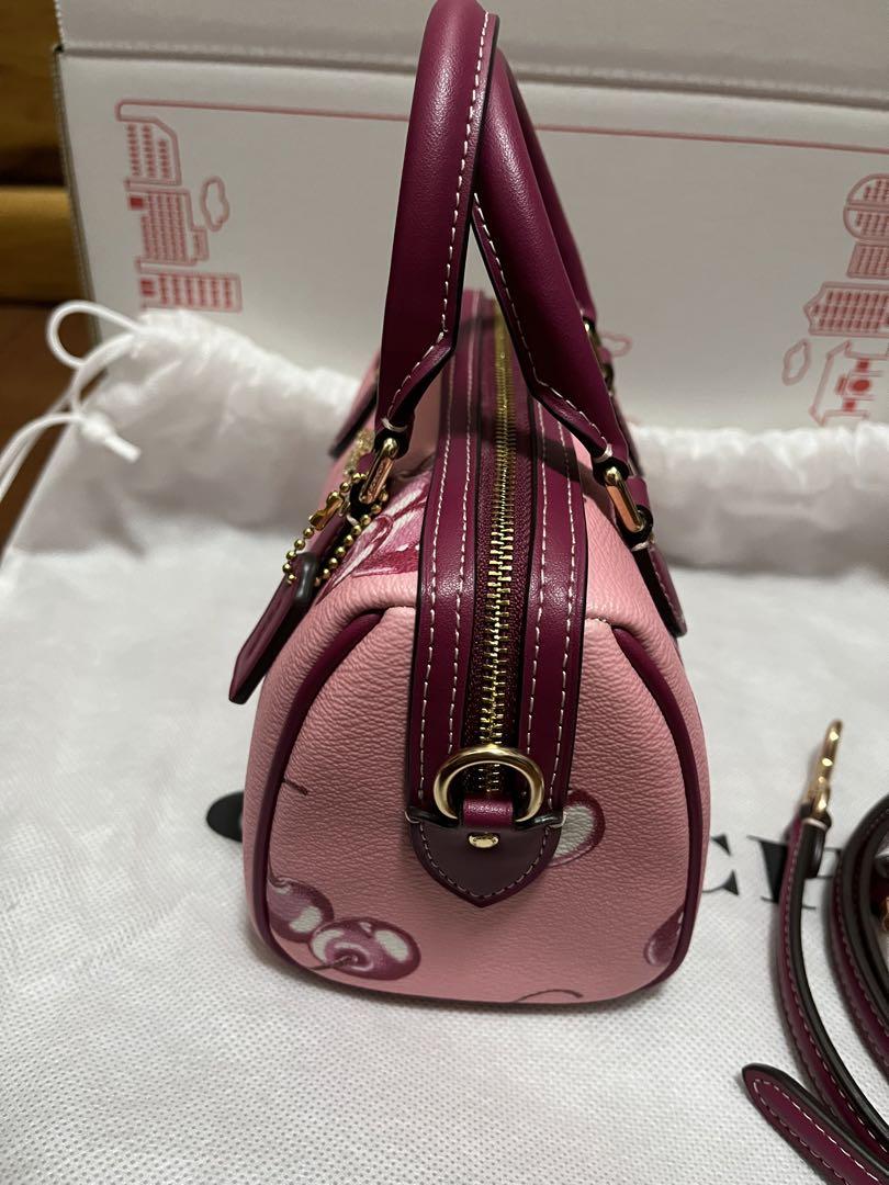 COACH コーチ ミニローアン クロスボディ チェリープリント
