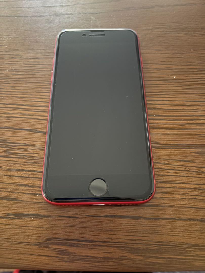 iPhone8本体　64GB RED