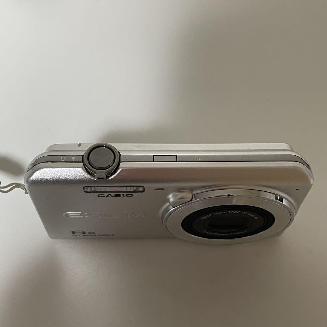 Casio EXILIM EX-Z900 シルバー EX-Z900 | STANDARD | デジタルカメラ | CASIO