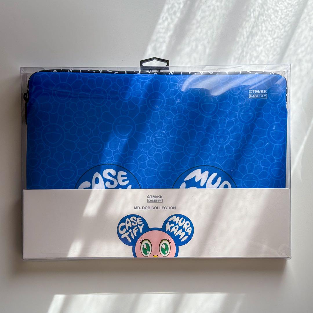 村上隆 CASETiFY MACBOOKスリーブ MR.DOB ブルー カバー