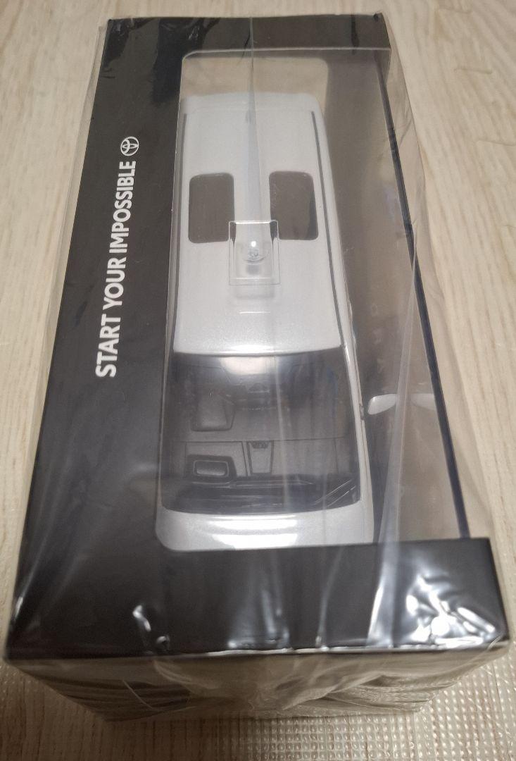 TOYOTA ALPHARD ミニカー ホワイト【非売品・新品未開封】