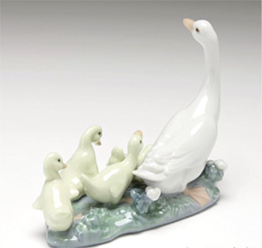 LLADRO リヤドロ フィギュリン 1307「アヒルの親子」 - メルカリ