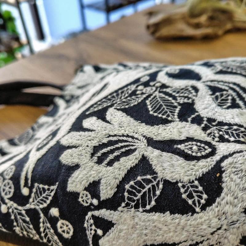 バケツ型トート本革