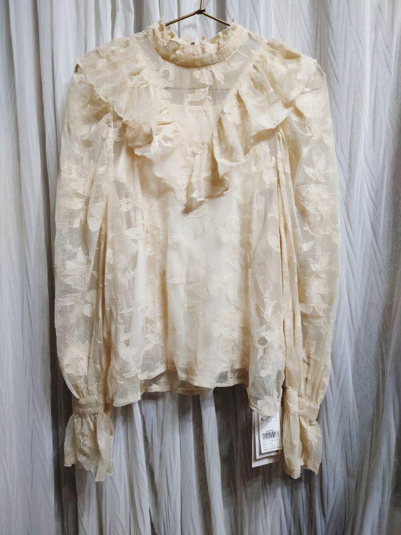 新品 AMERI LADY UNUSUAL LACE BLOUSE オフホワイト