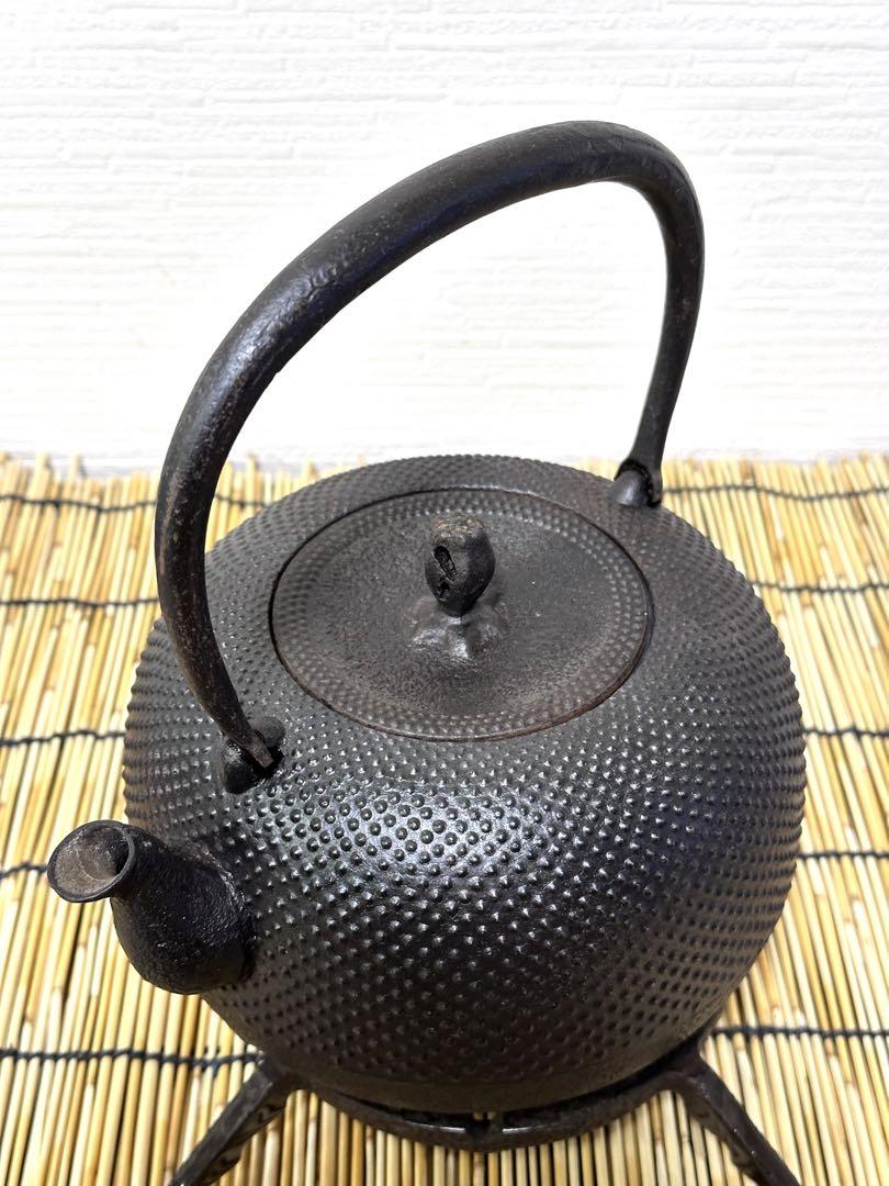 南部盛岡　福美堂　南部釜師　茂忠(吉岡茂兵衛)作　南部鉄瓶　南部鉄器　鉄瓶