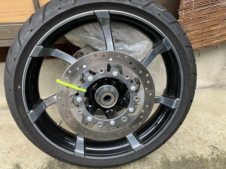 2013年ハーレーFLTRX se2純正フロントホィール、タイヤ