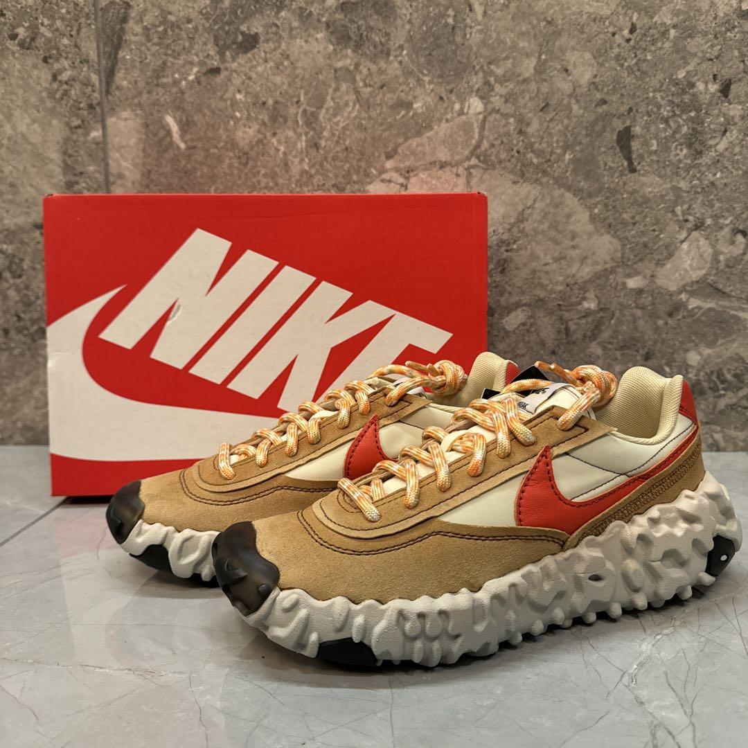Nike スニーカー ベージュ/オレンジ overbreak