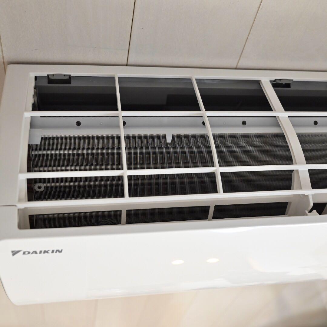 ギャン【2年使用】DAIKIN エアコン F22ZTES-W 2022年製