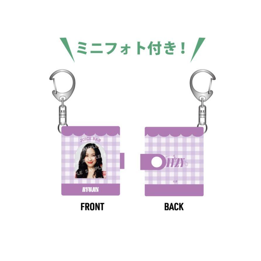 ITZY POPUP 2025 ミニフォトアルバムキーホルダー リュジン