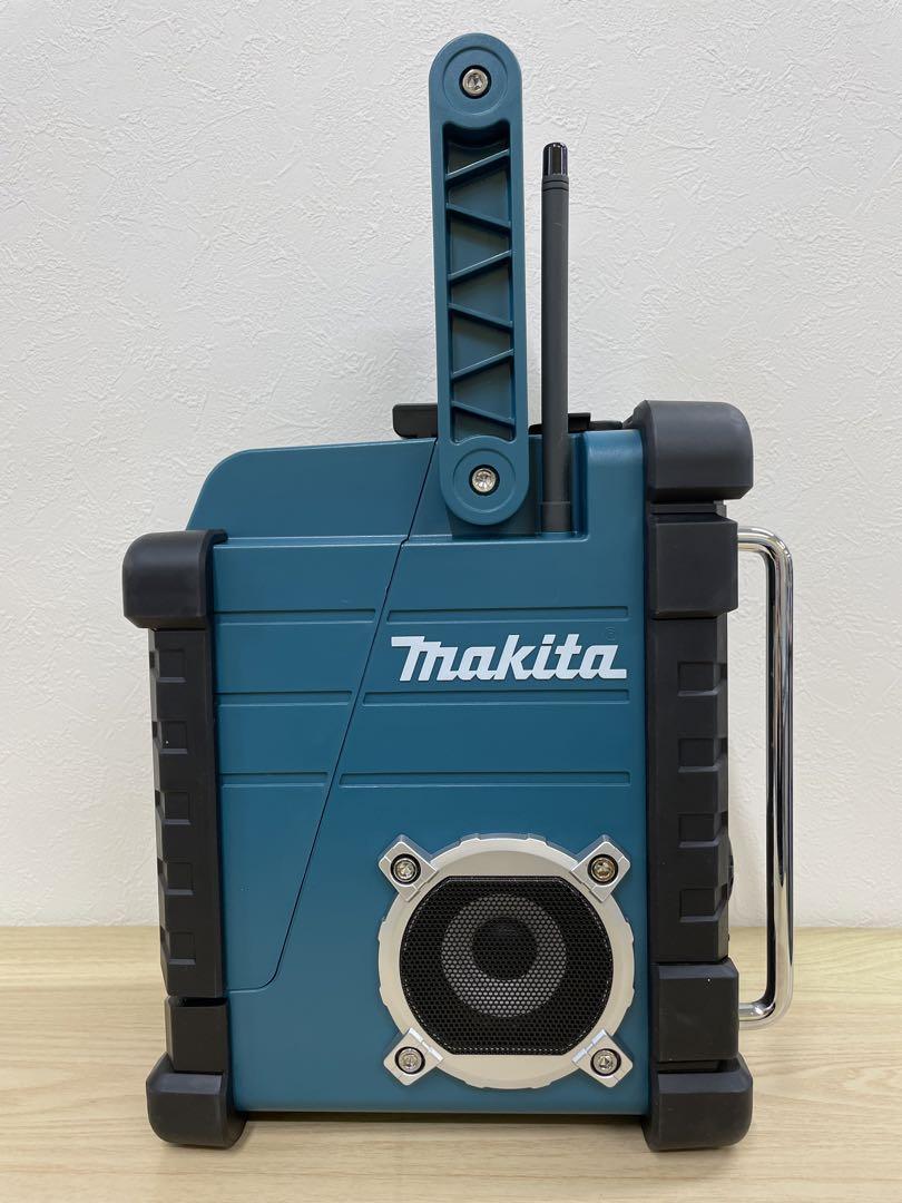 マキタ　充電式ラジオ　MR103