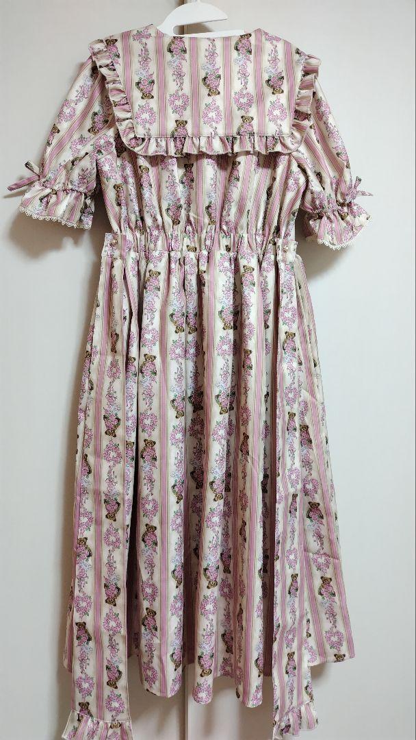 新品タグ付き Rosy Bear柄ワンピース 生成り