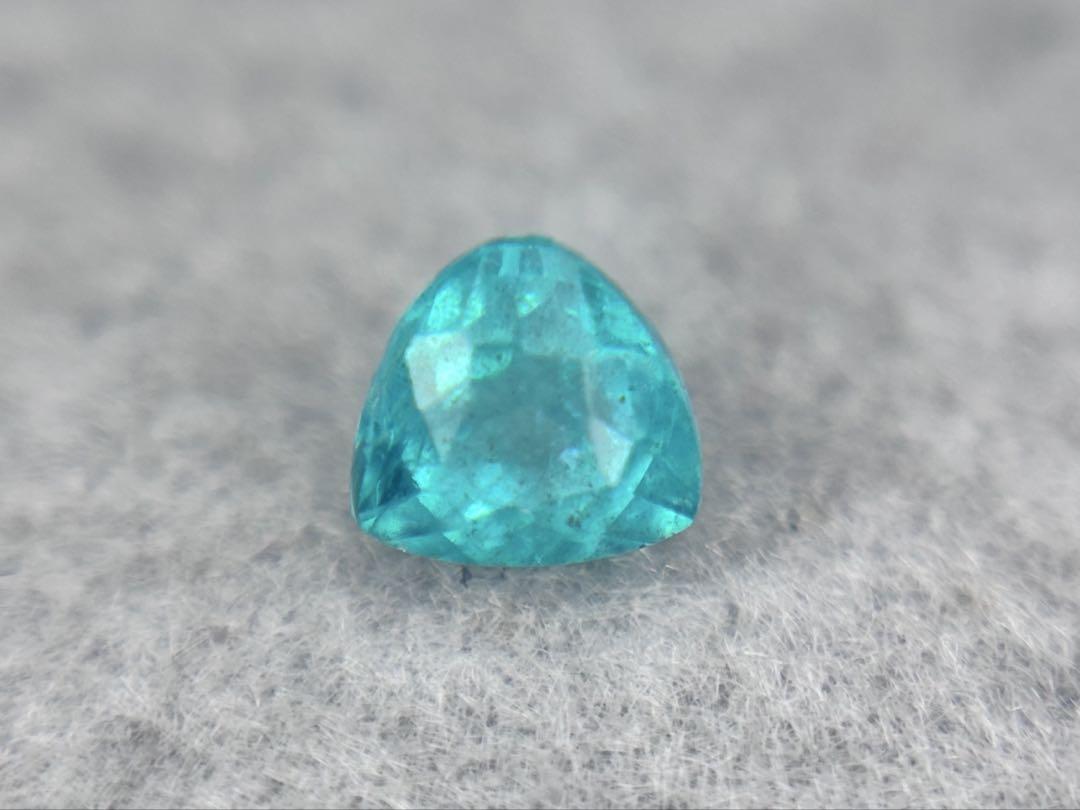 天然パライバトルマリン　ブラジル産　0.16ct グリニッシュブルー