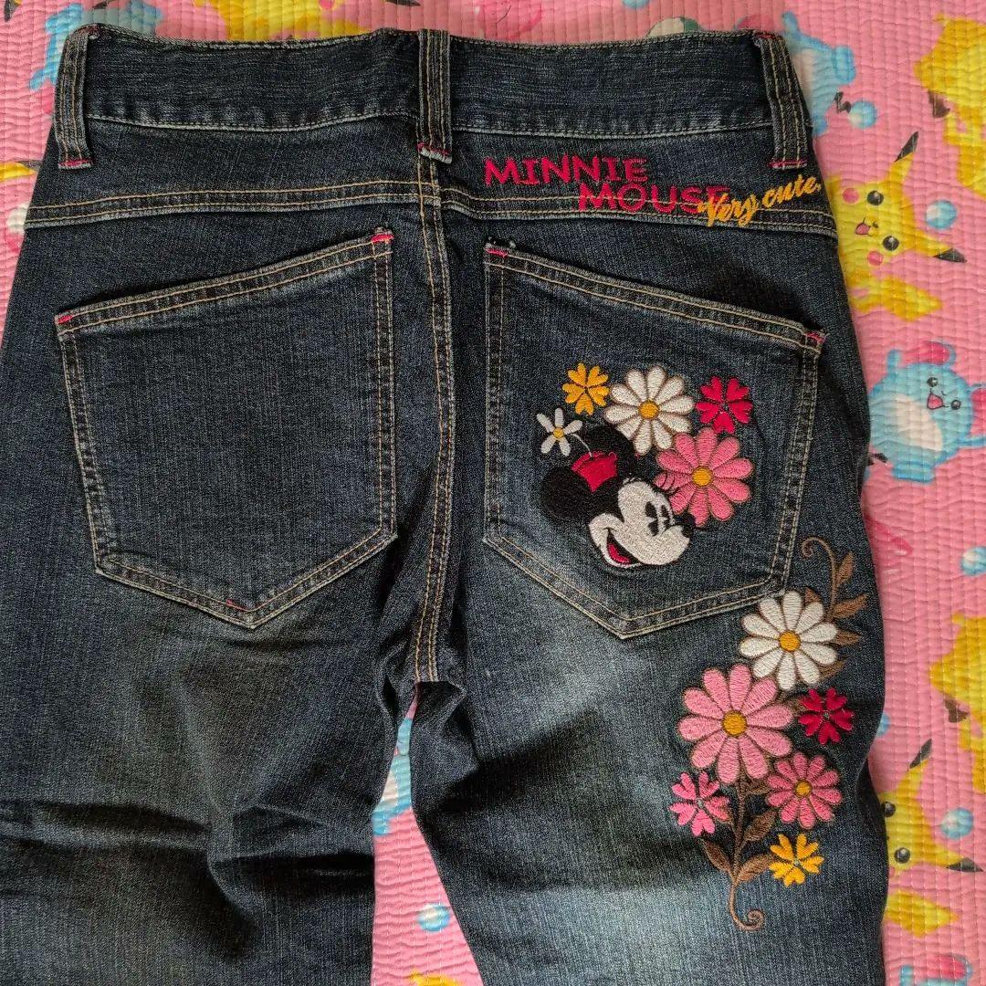 美品　ミニーマウス刺繍　デニムクロップドパンツ