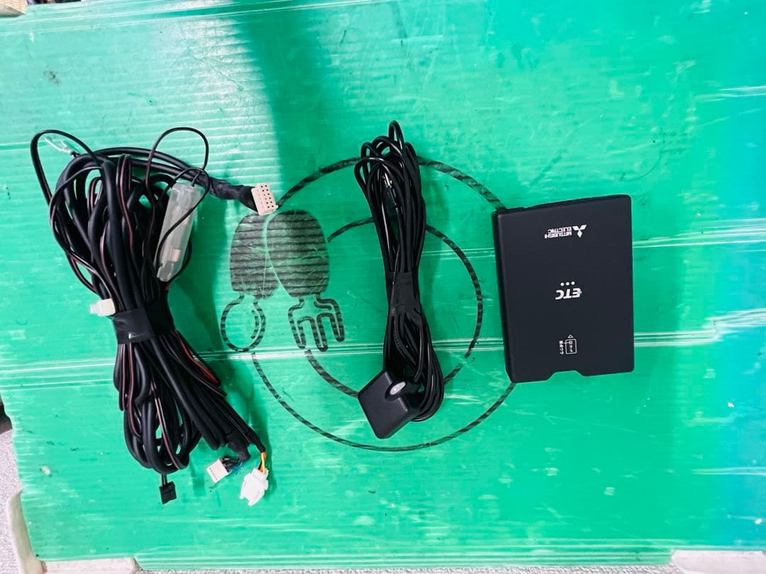 目立った傷や汚れなし