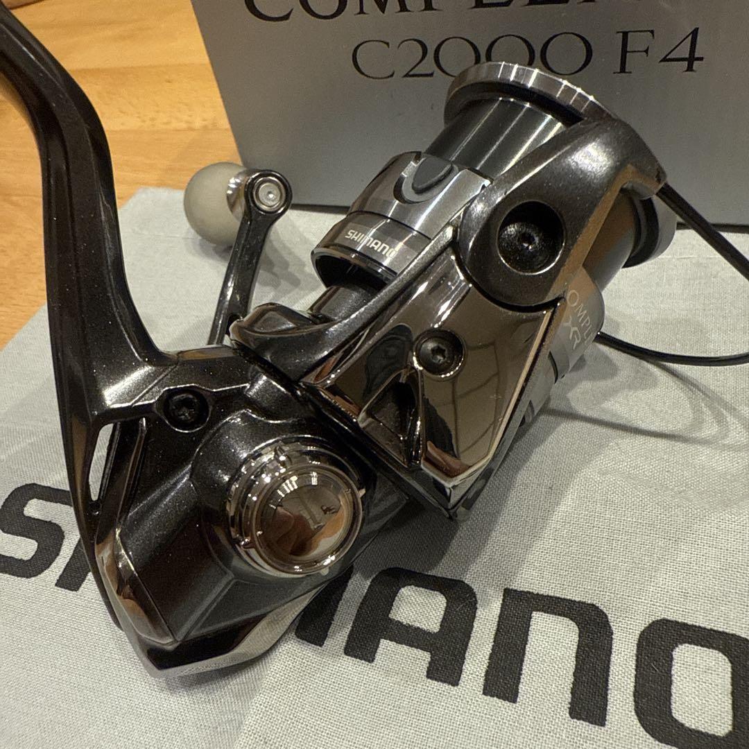 SHIMANO COMPLEX XR C2000 F4 コンプレックス