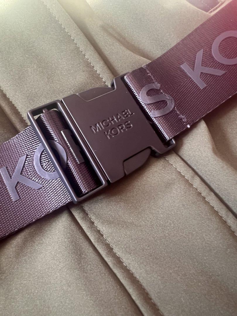 MICHAEL KORS ダウンジャケット 新品未使用　グリーン