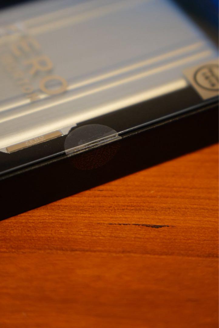 ZERO HALLIBURTON iPhoneケース シルバー