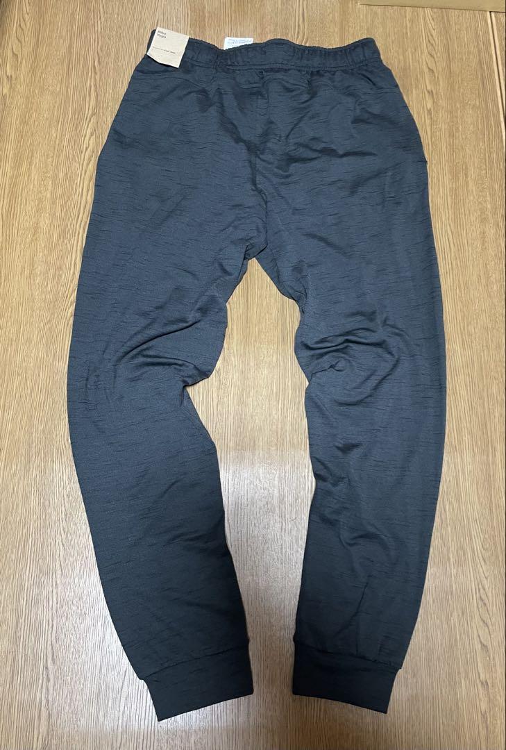 Nike yoga ヨガ　セットアップ　Mサイズ　新品未使用