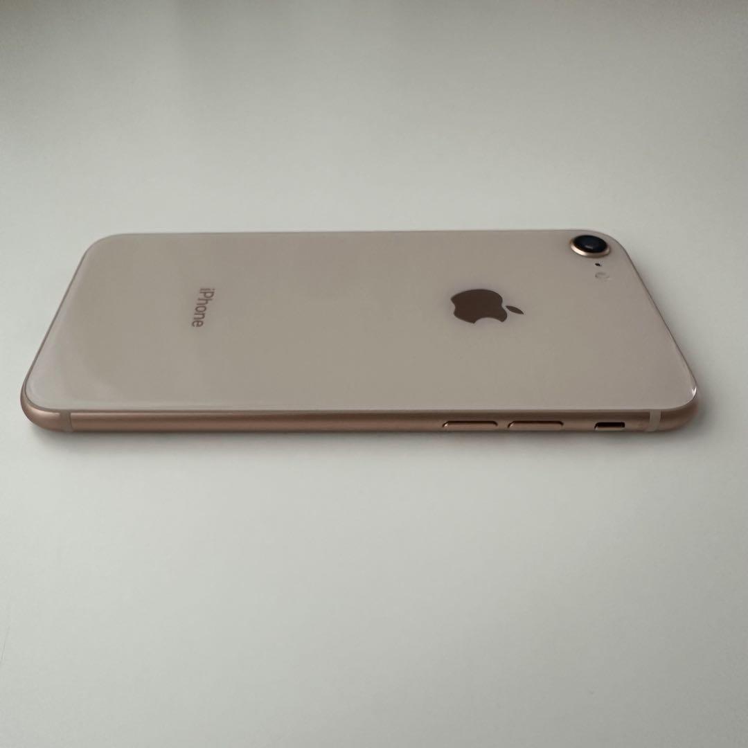 [Apple] iPhone8 美品 ゴールド 64GB SIMフリー
