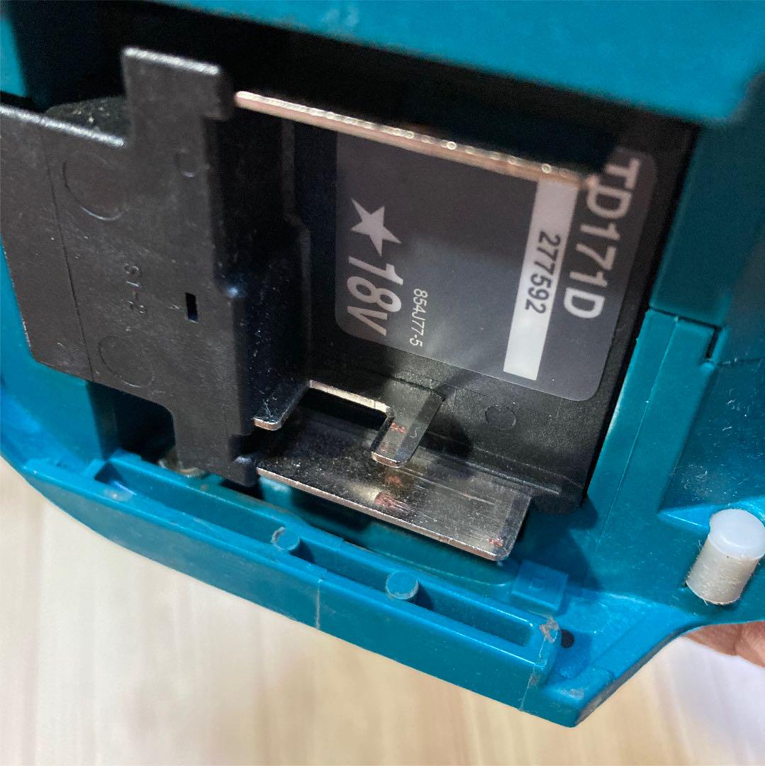 通販超歓迎 中古美品 マキタ TD171DZ 本体のみ 18v 充電式インパクトドライバ BSRdZ-m58370646402 最安値お得
