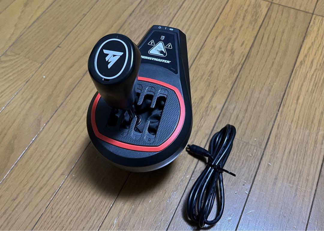 THRUSTMASTER TH8S シフター 8,030円