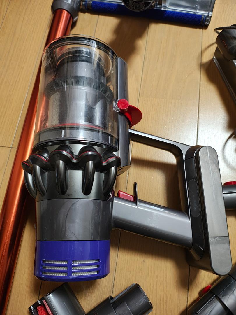 ダイソン★コードレス掃除機★V10★ＳV12★純正バッテリー新品と大差なし★5