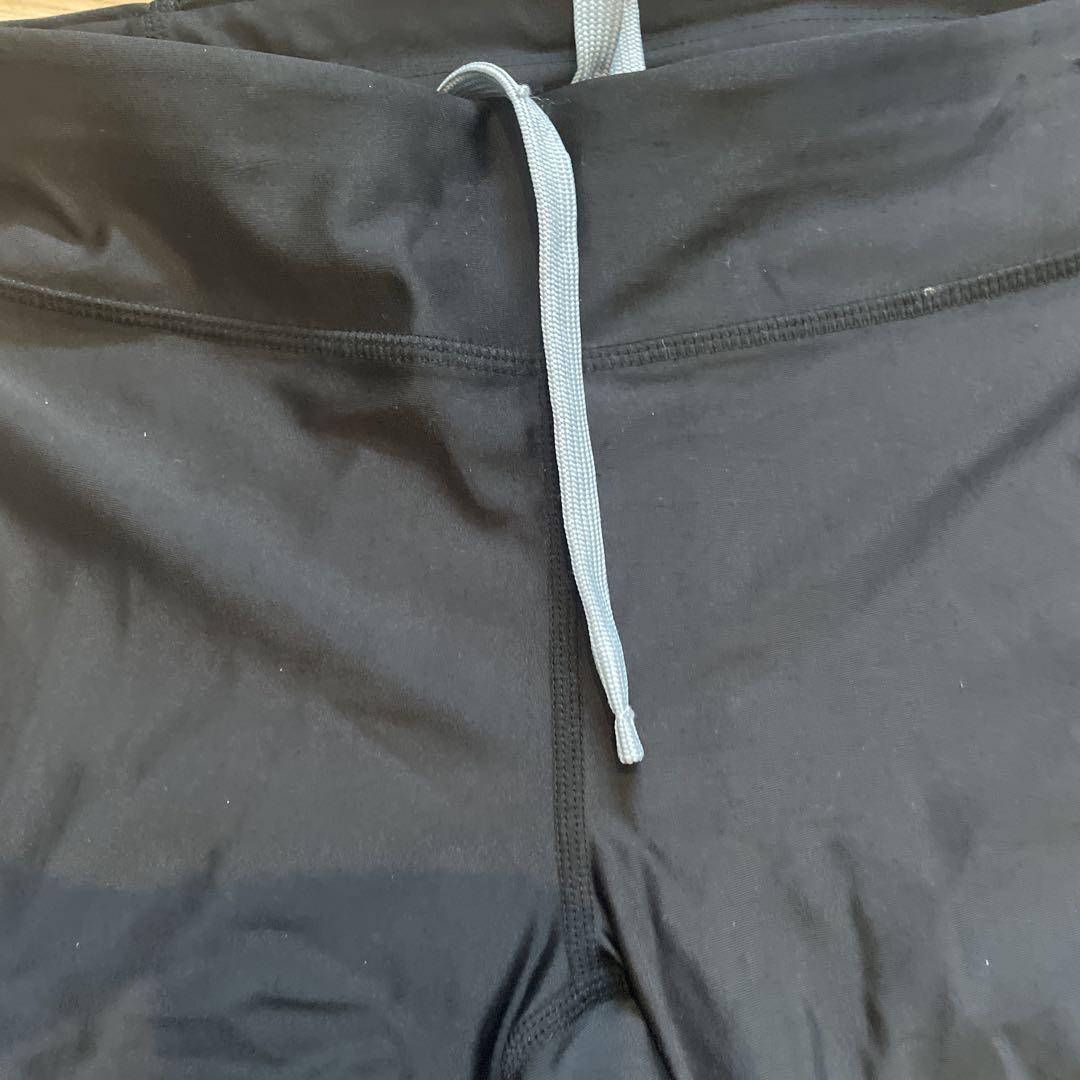 新品未使用　Nike スポーツ用水着 Mサイズ グレー/ピンク