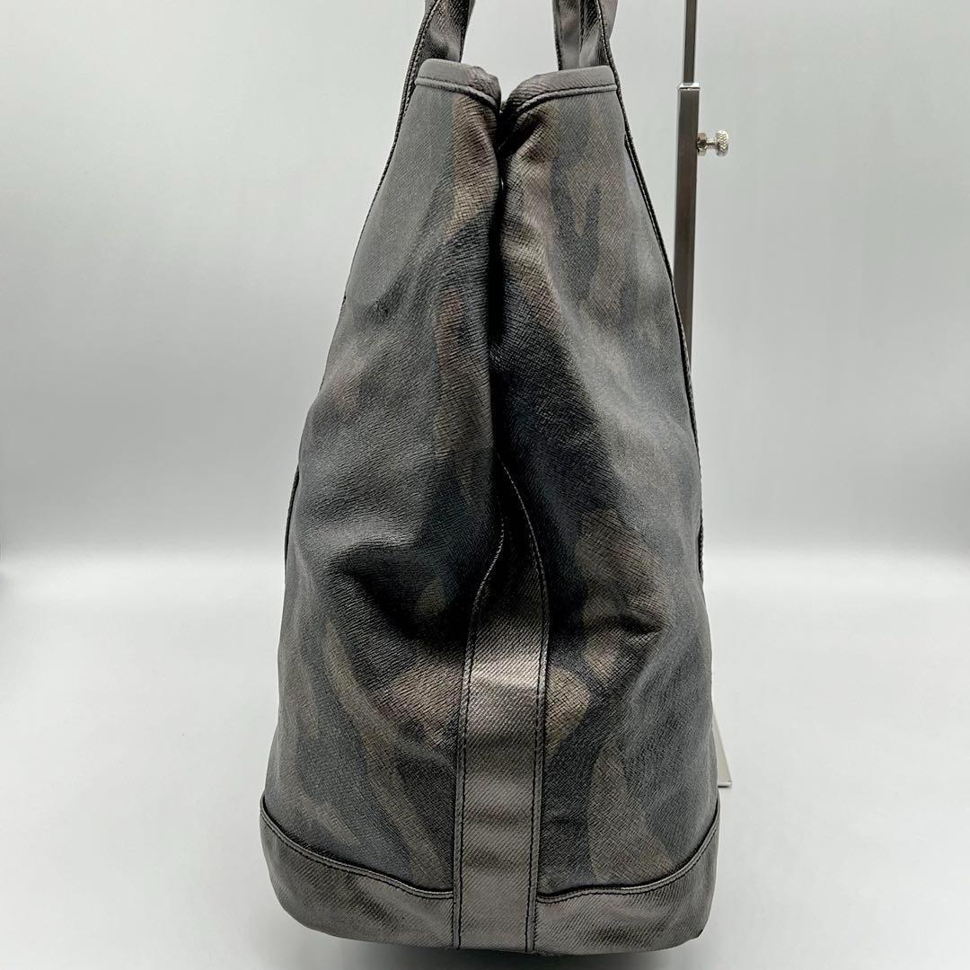 【美品】Vivienne ビッグトート カモフラージュ柄 マザーズバッグ