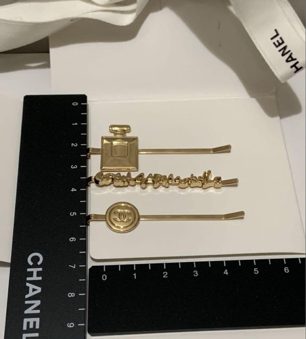 シャネル超激レアノベルティ最新ヘアピンセット 新品未使用箱付き k1h 入手困難❗️最新 CHANELノベルティヘアピンヘアクリップ6本