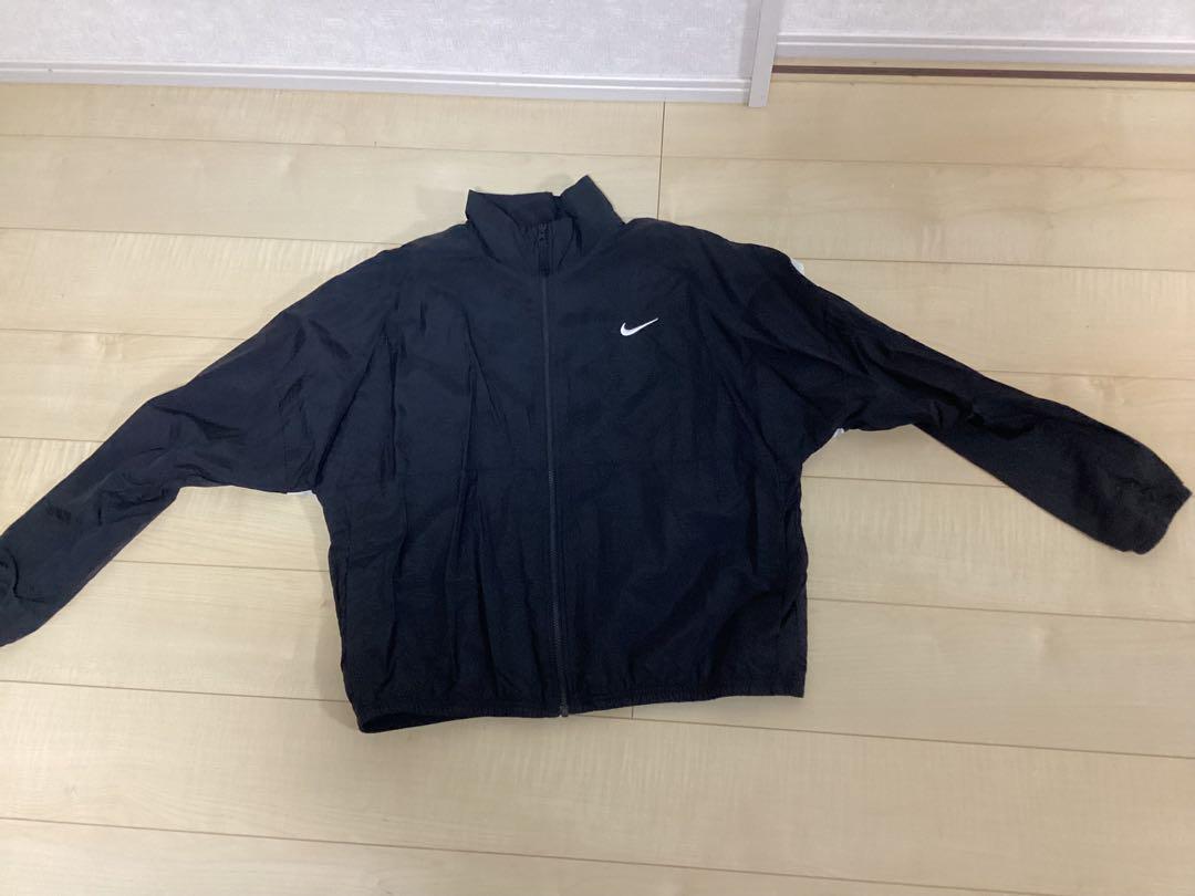 【人気品】NIKE 上下セットアップ　刺繍スウッシュ　ナイロンジャケット　パンツ