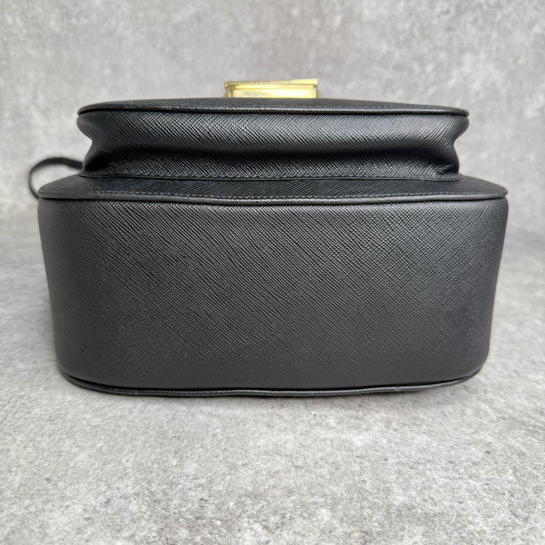 PRADA プラダ サフィアーノレザー メトロポリスバッグ ショルダーバッグ PRADA プラダ サフィアーノレザー メトロポリスバッグ