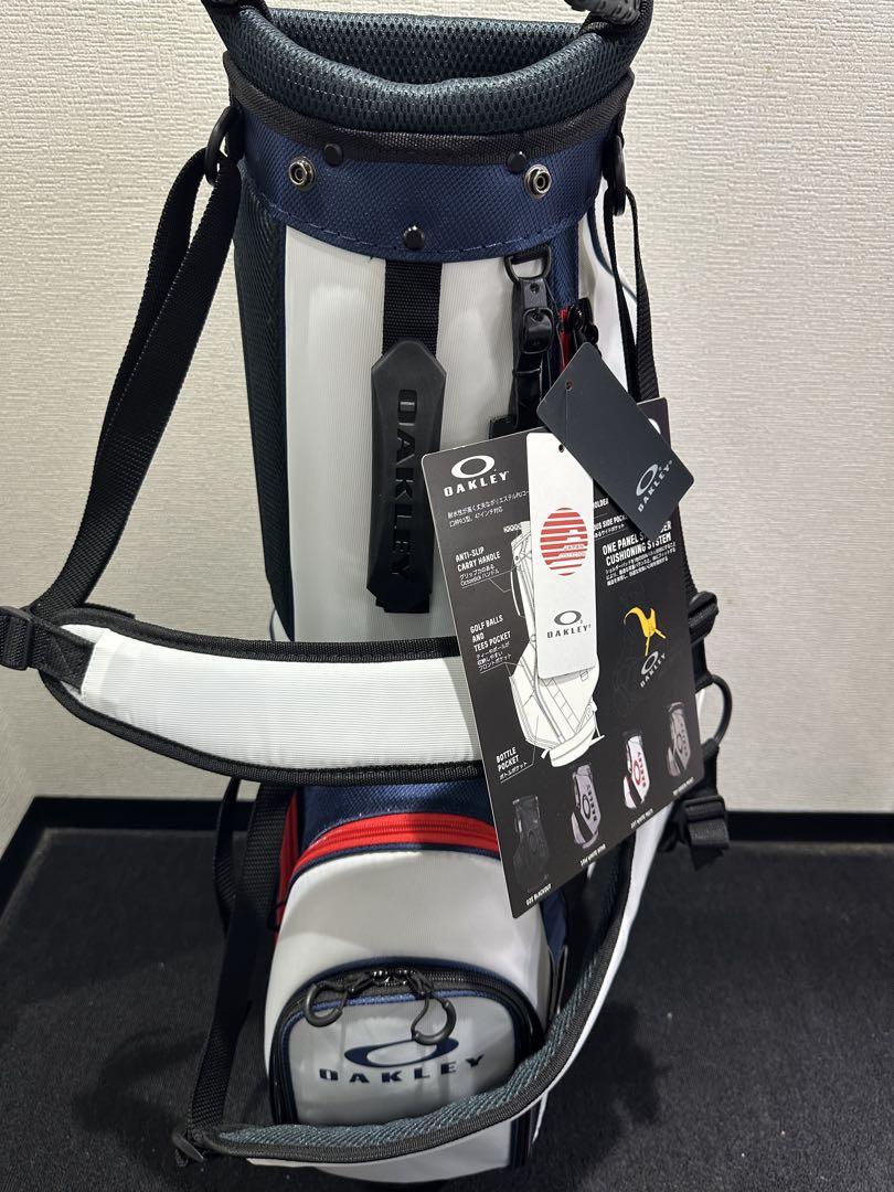 新品未使用　オークリー　スタンドキャディバッグ