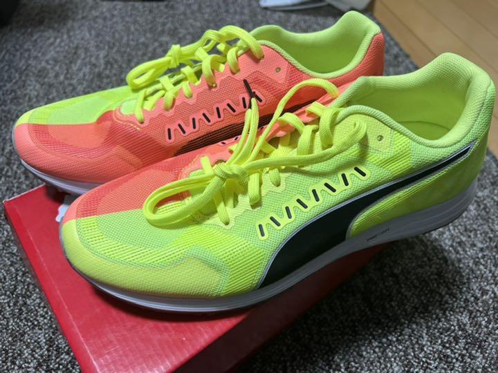 PUMA ランニングシューズ 限定カラー 26.0cm