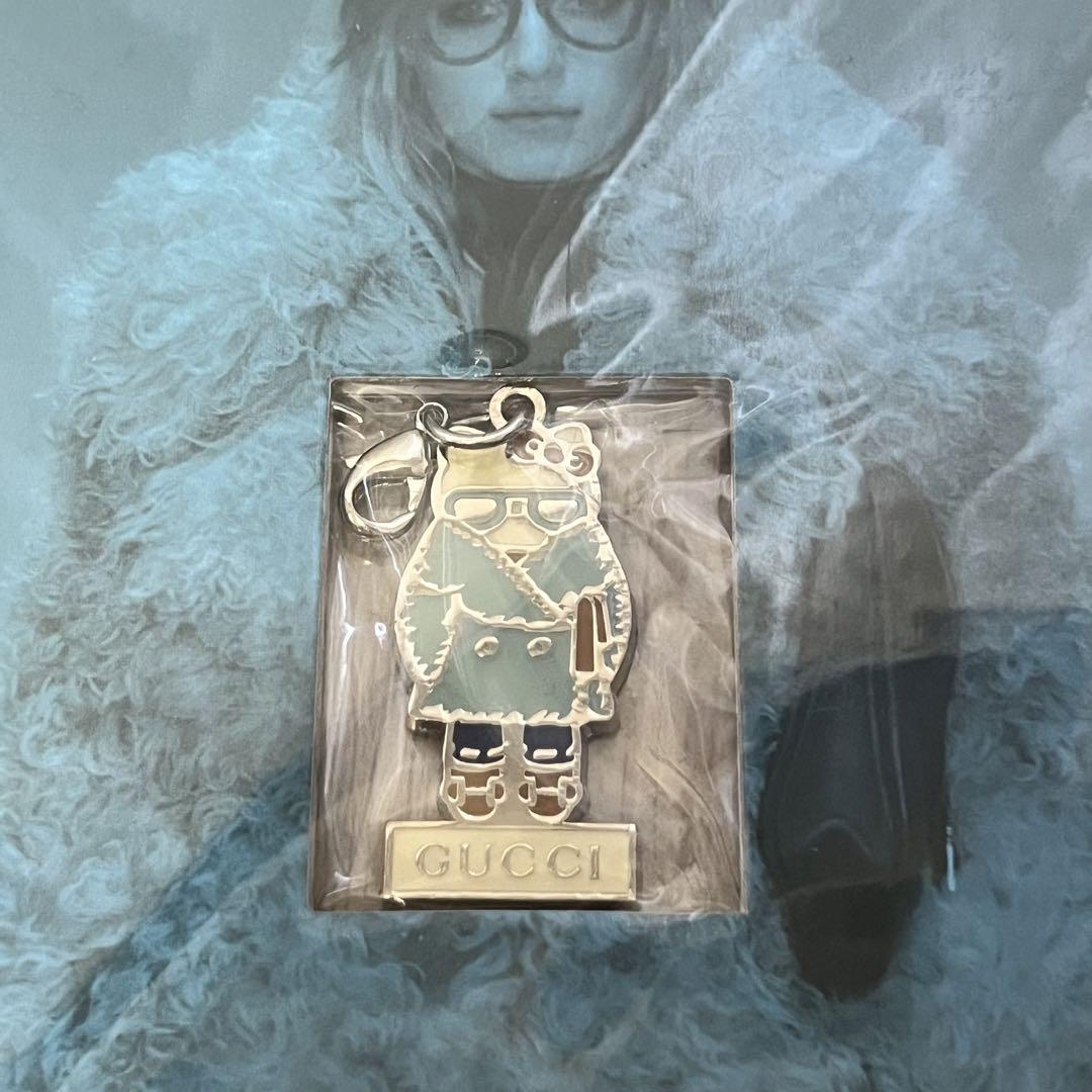 高い素材 新品未開封】VOGUE スペシャルチャーム GUCCI ハローキティ アクセサリー