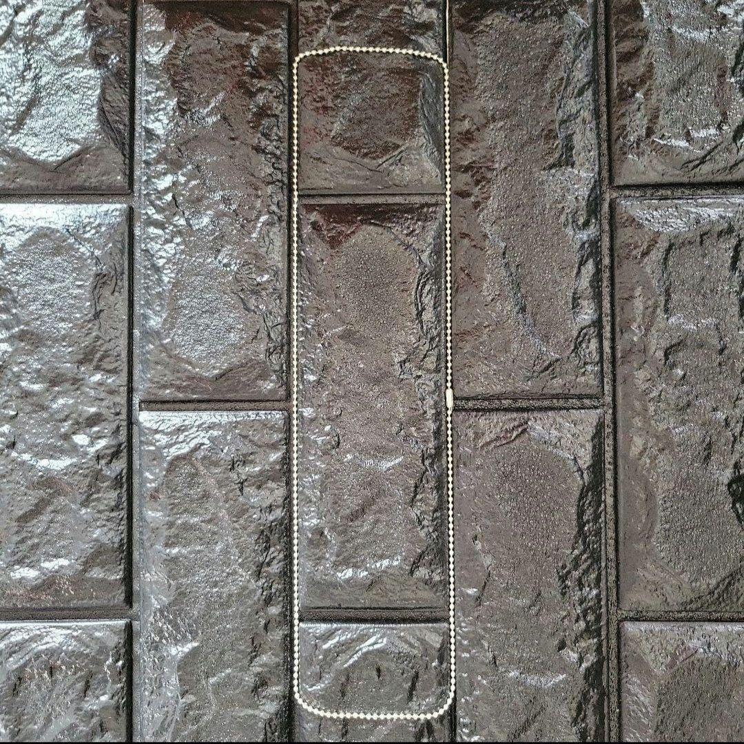 925